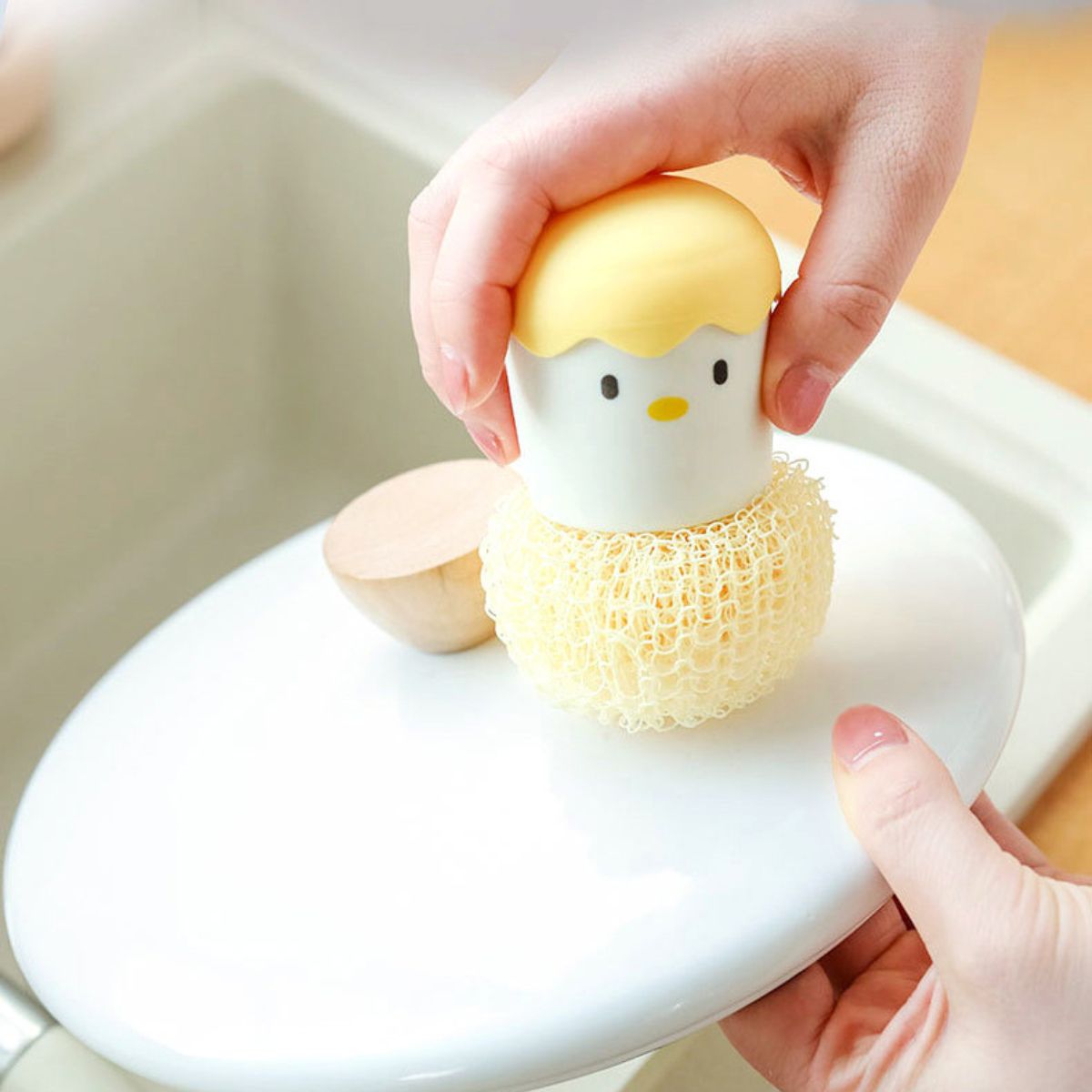 Egg Shell Nanoribbon Handle Cleaning Brush