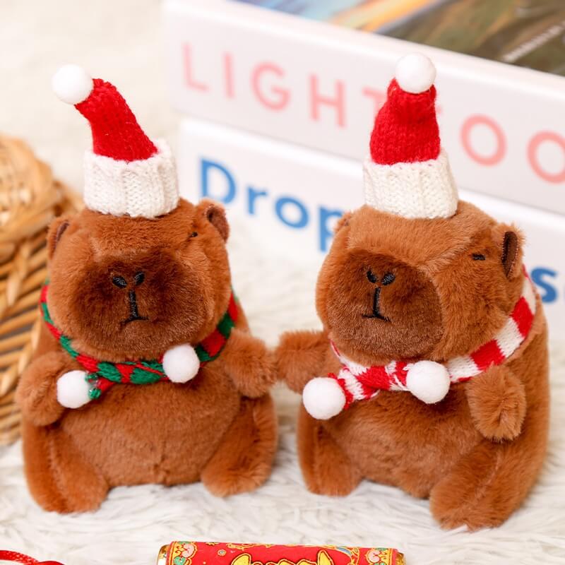 Christmas Capybara Plush Toy Keychain Decoration 12cm Holiday Gift for Kids