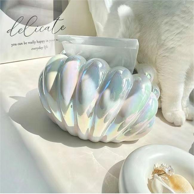 Pearl Shell Shape Ceramic Tissue Box