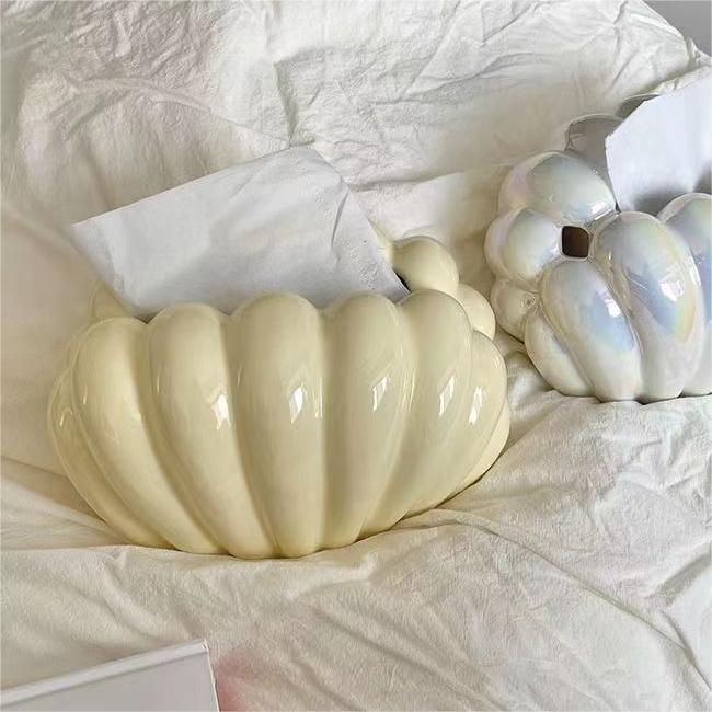 Pearl Shell Shape Ceramic Tissue Box